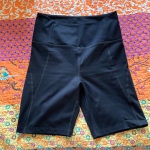 Girlfriend collective biker shorts